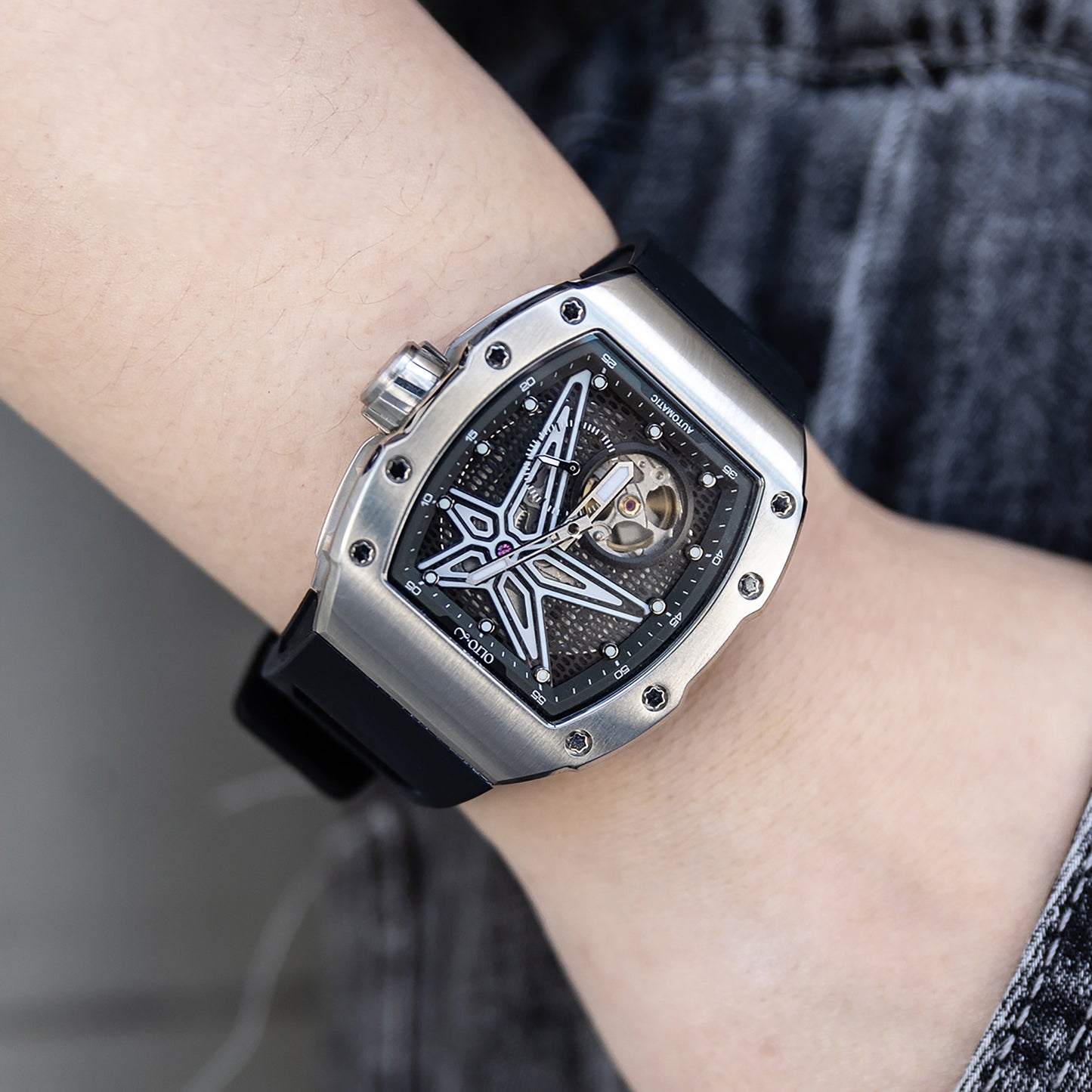 OLTO-8 REEF Skeleton Automatic Watch Silver