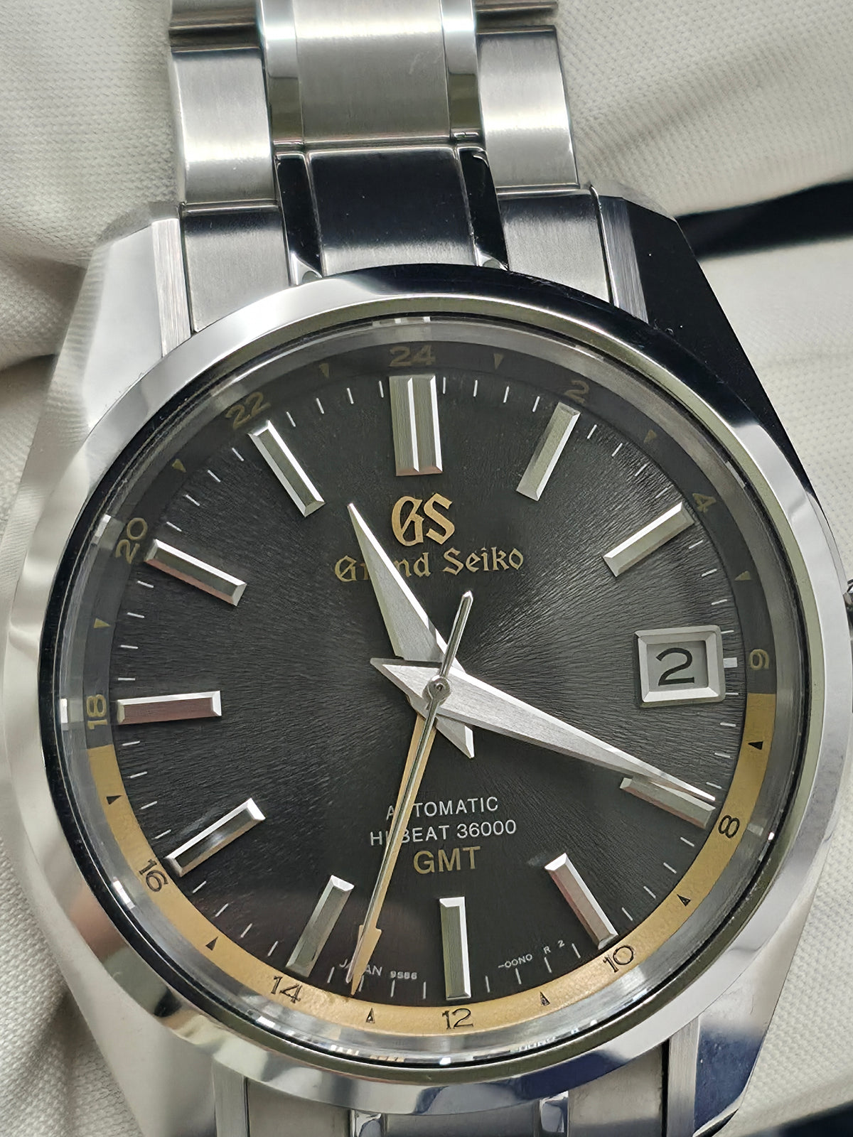 Grand Seiko SBGJ253G SBGA403G