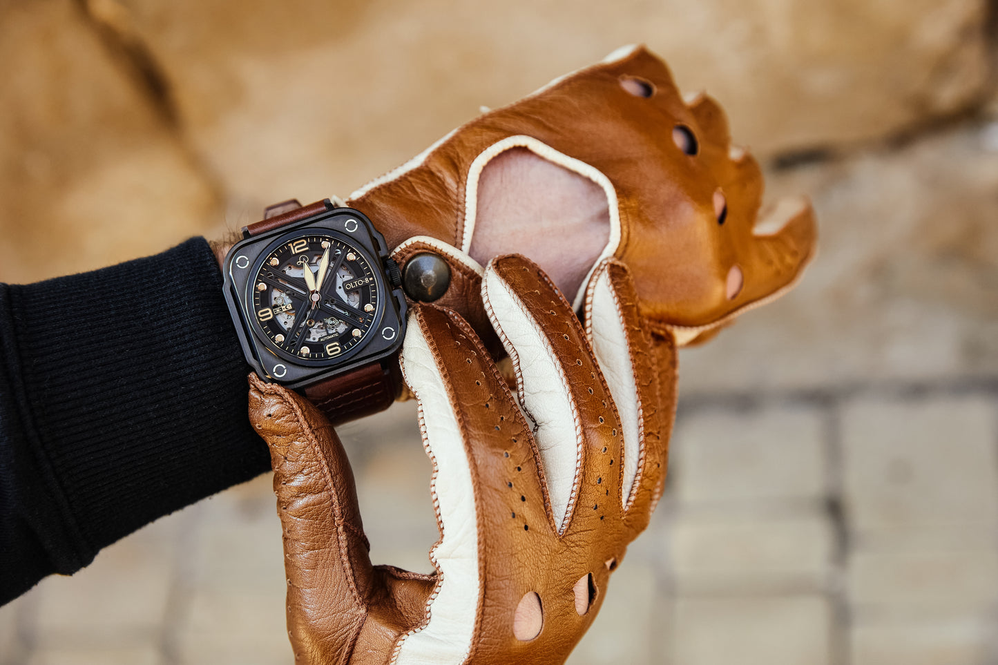 ساعة OLTO-8 IRON-X مربعة هيكلية أوتوماتيكية بنية اللون