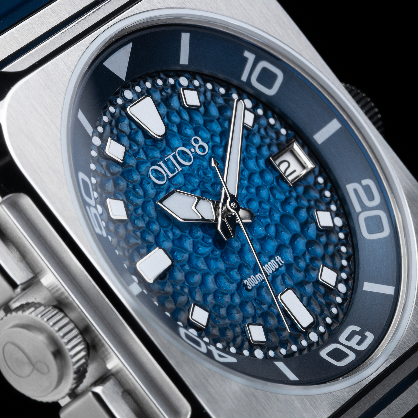 ساعة غوص أوتوماتيكية OLTO-8 Coral Steward باللون الأزرق البحري