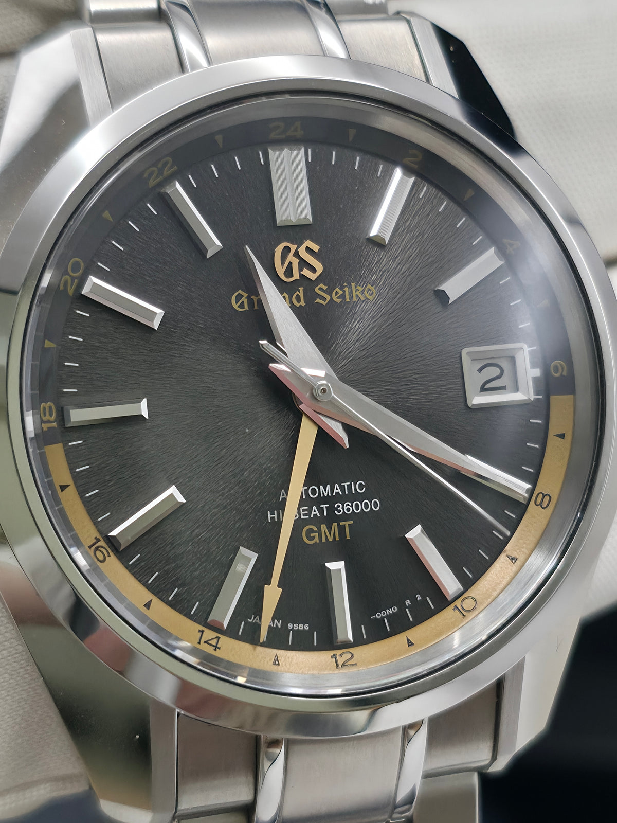 Grand Seiko SBGJ253G SBGA403G